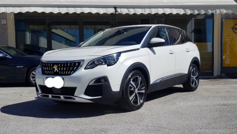 Peugeot 3008 BlueHDi 130 S&S Allure